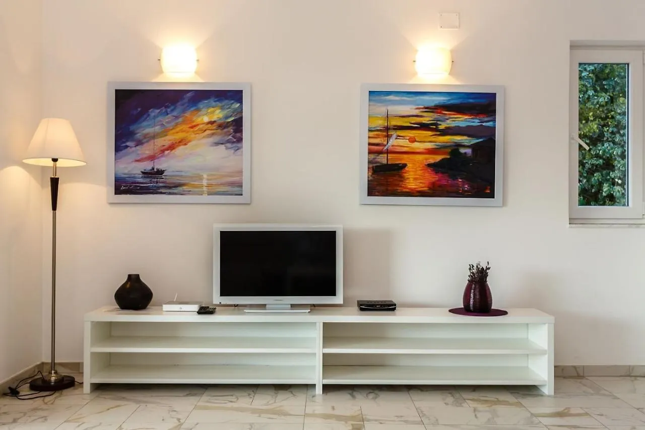 Apartments Adria Malinska