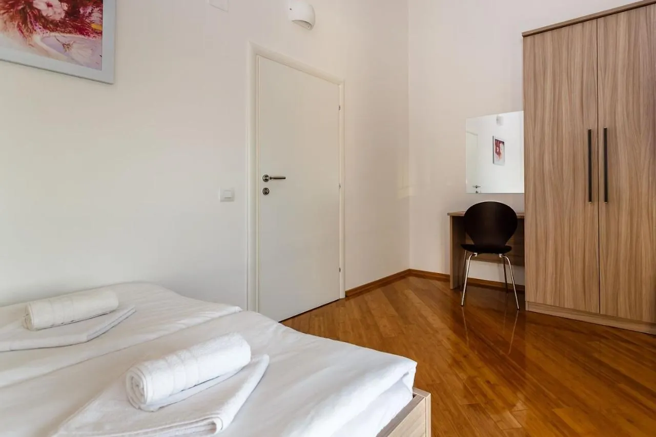 Apartments Adria Malinska Guest house