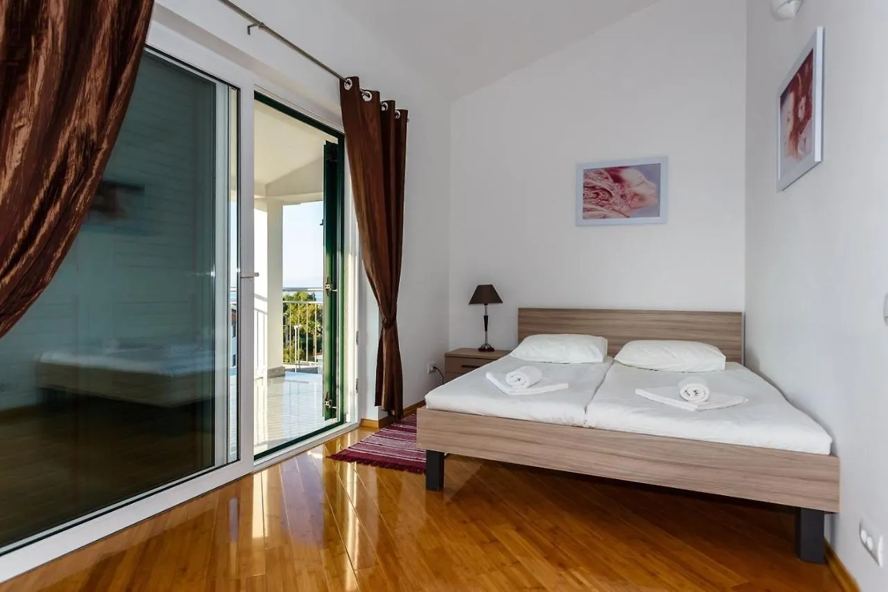 Apartments Adria Malinska Croatia