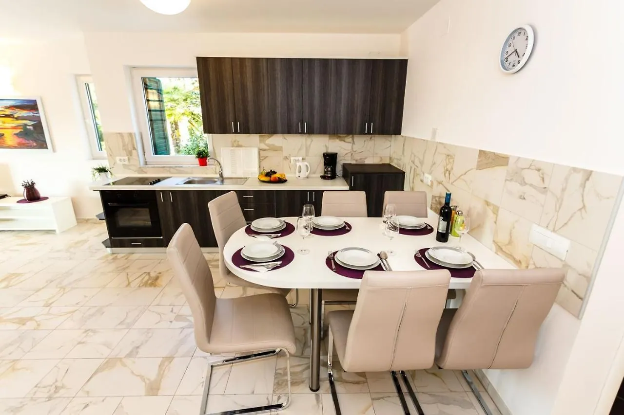 Apartments Adria Malinska Guest house